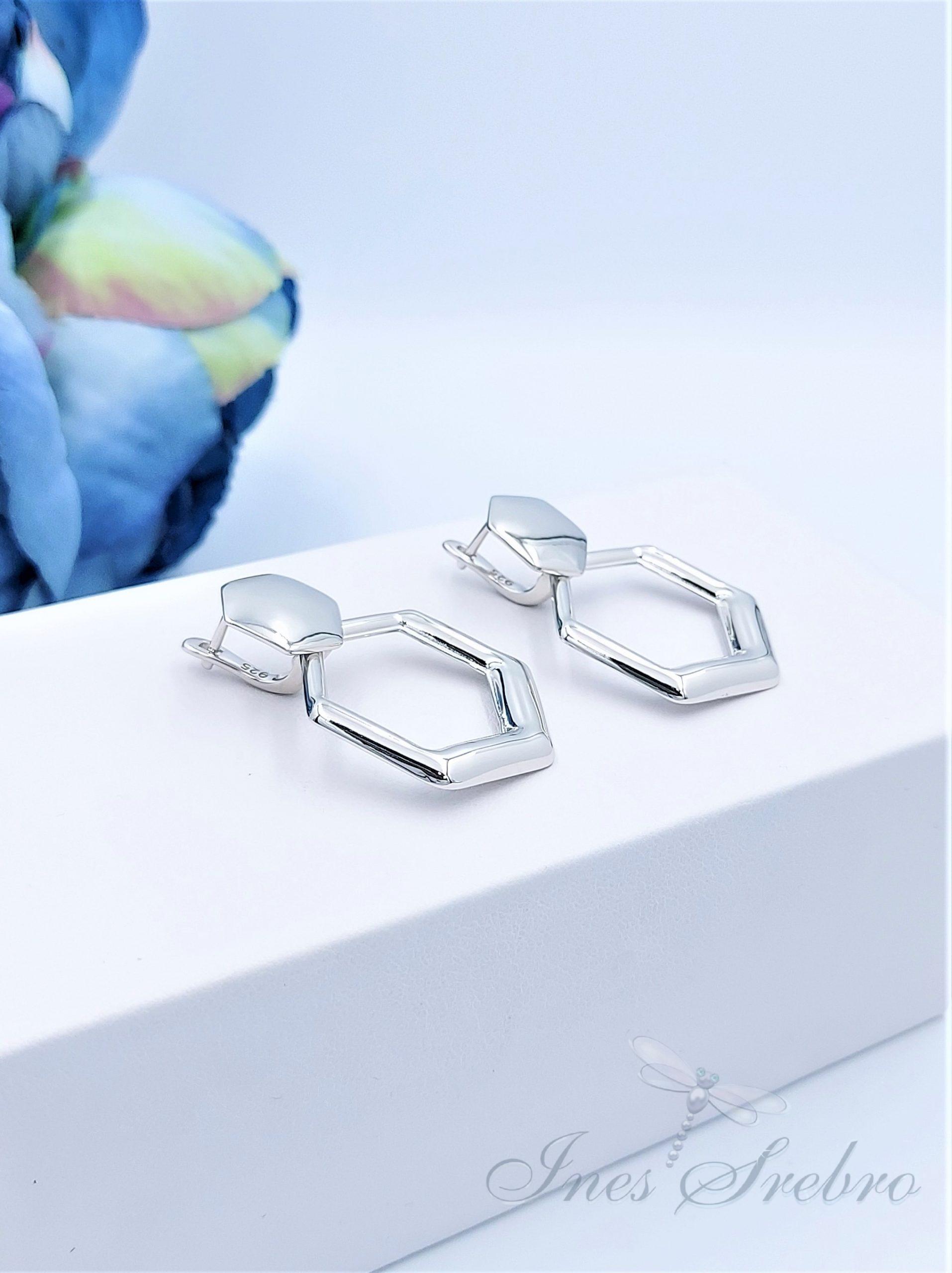 010a