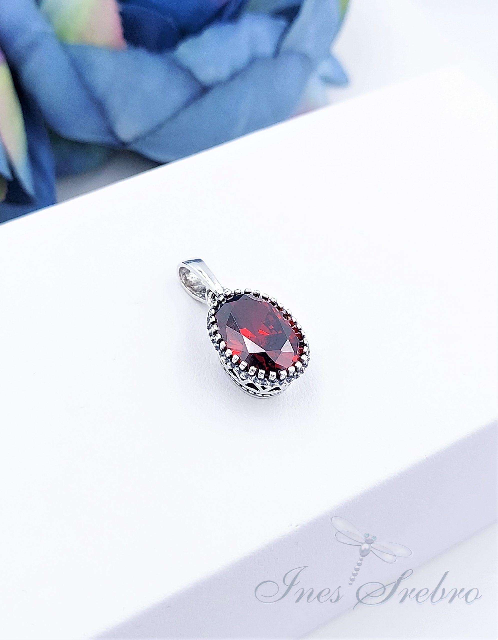 0106 cz wisior